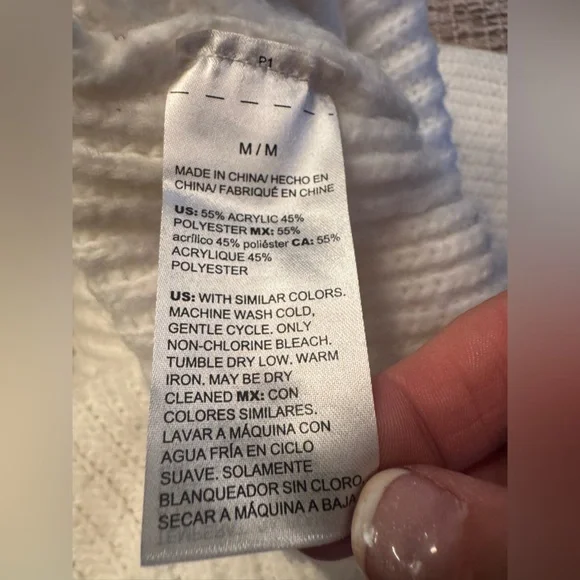 WHBM CROP white cardigan with rhinestone buttons and puff sleeve - Picture 11 of 13